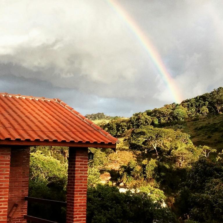 Chalés Pedacim du Céu Bueno Brandão Esterno foto