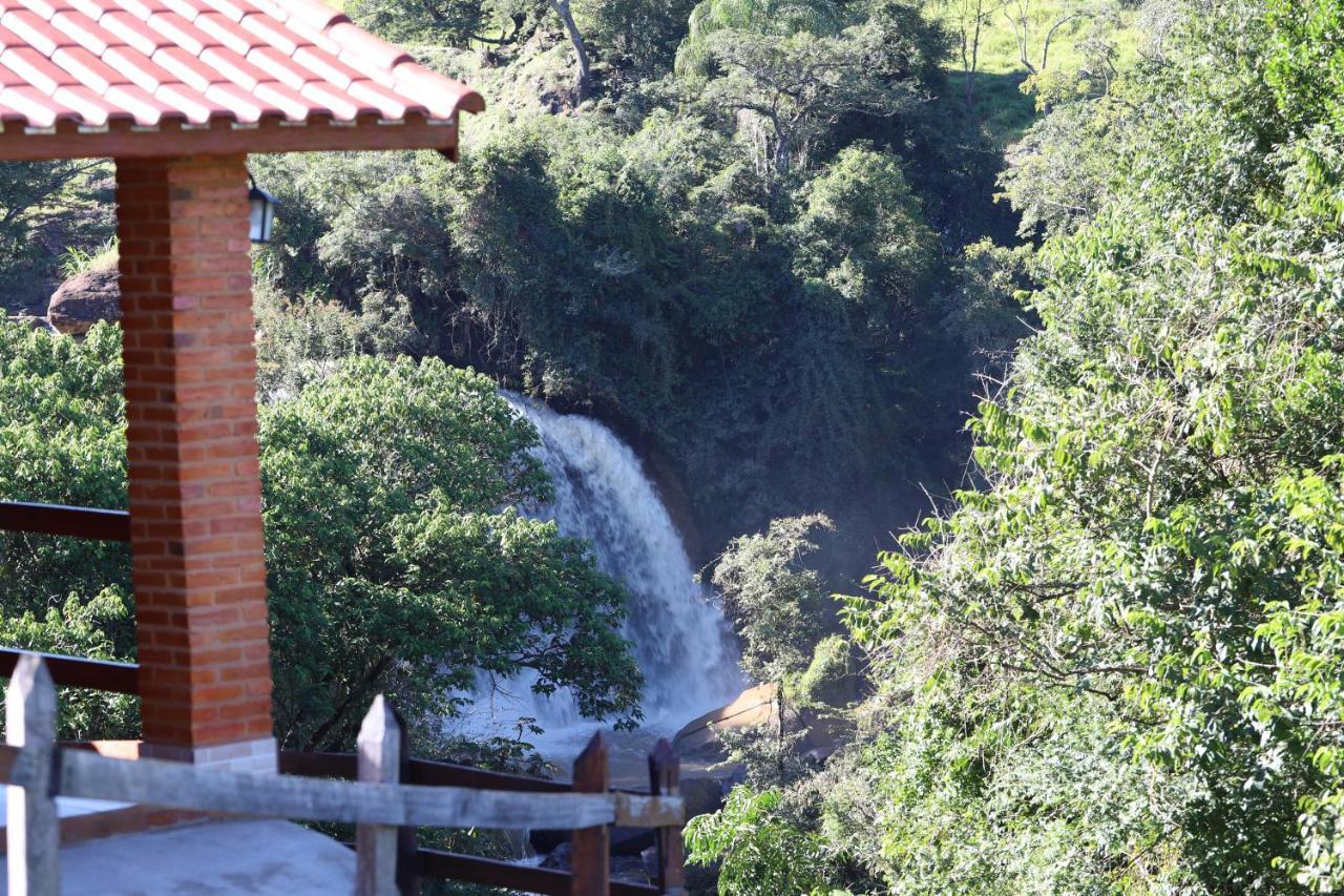 Chalés Pedacim du Céu Bueno Brandão Esterno foto