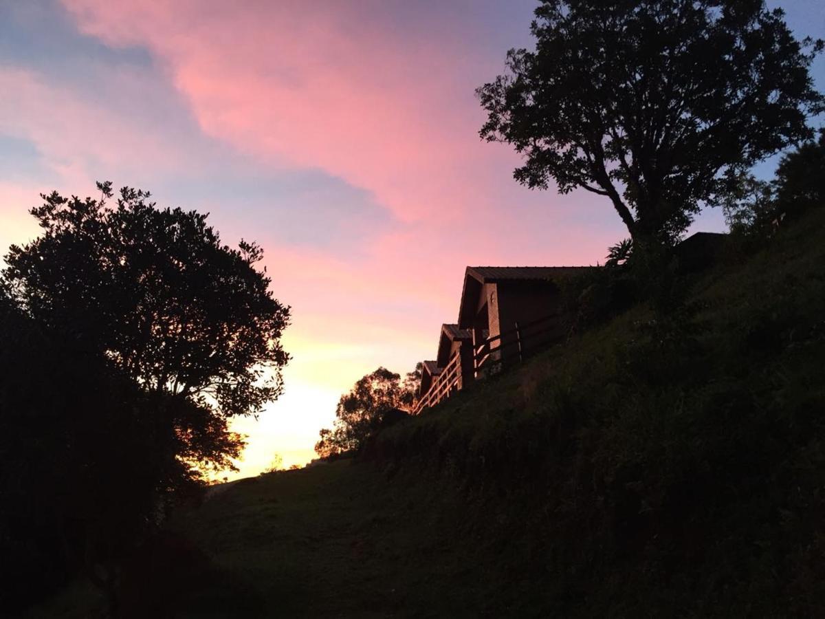 Chalés Pedacim du Céu Bueno Brandão Esterno foto